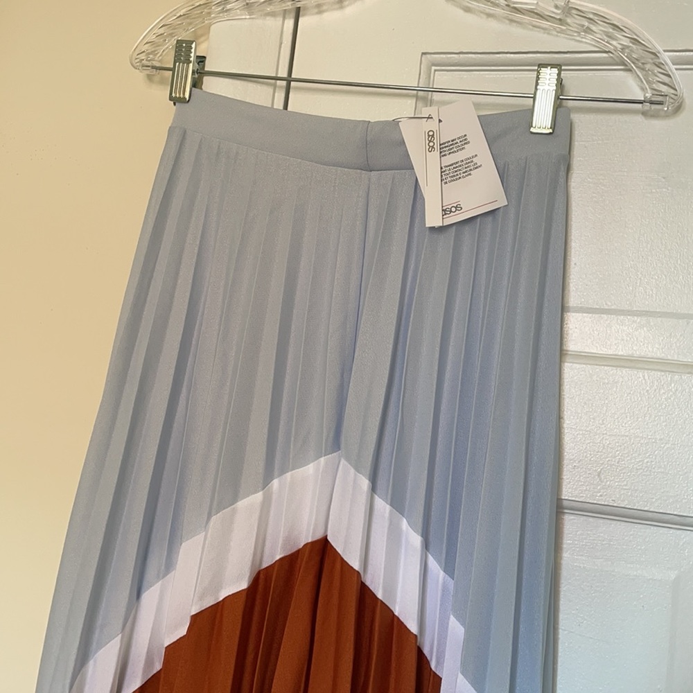 Patterned long skirt - Picture 4 of 4
